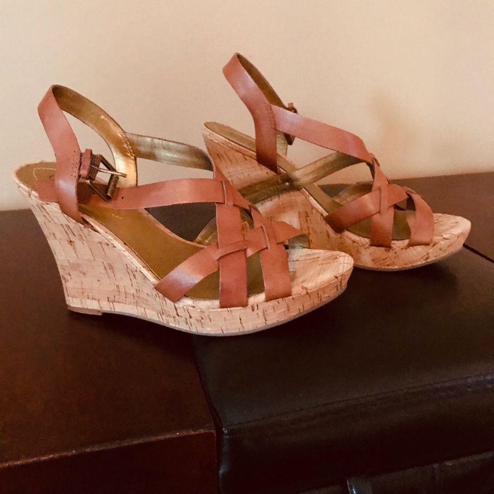 Shoe